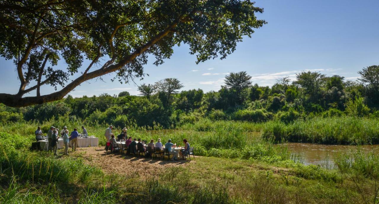 Lion Sands - Tinga Lodge Скукуза Экстерьер фото